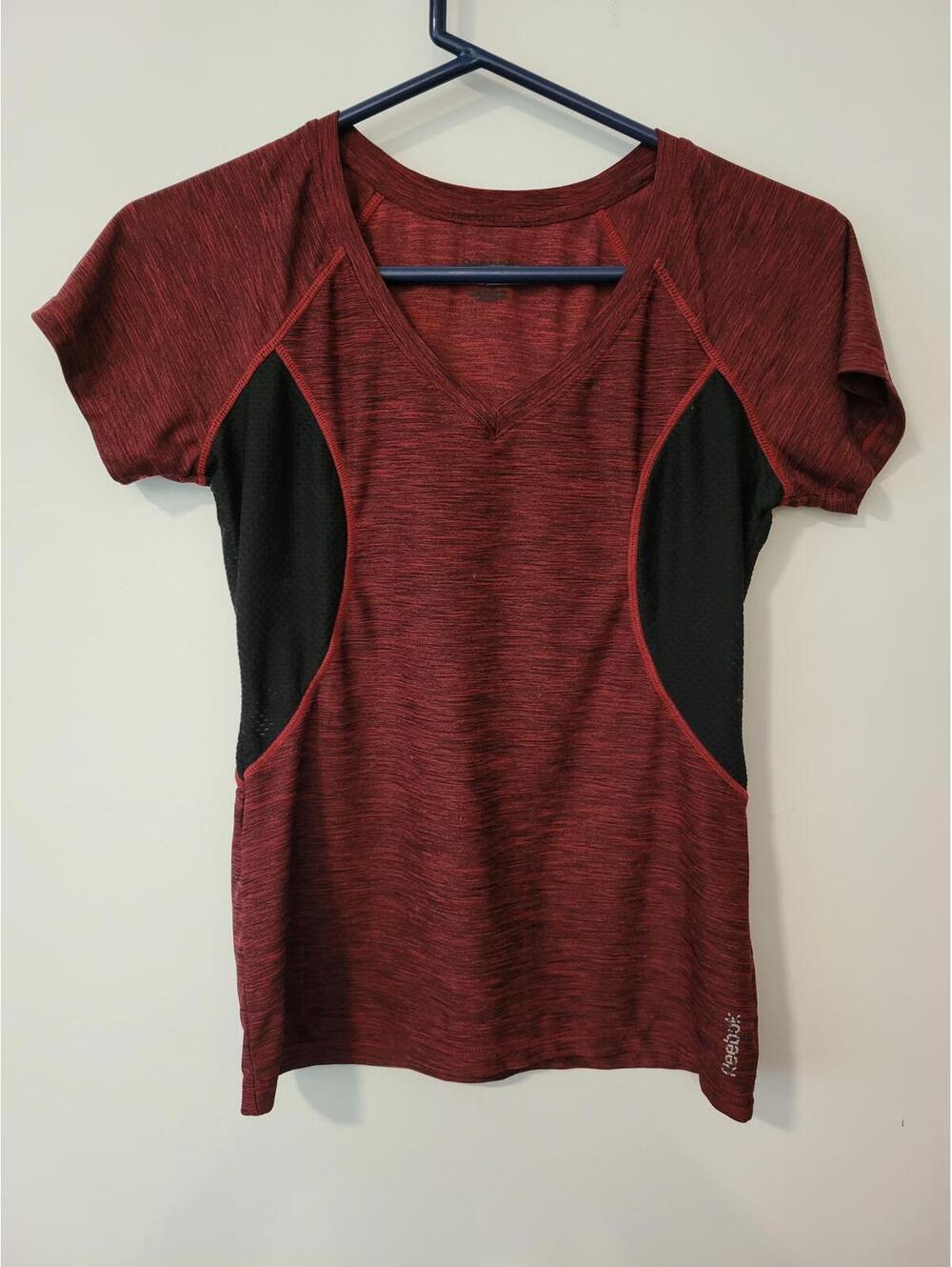 Reebok Women's Short Sleeve Activewear T-shirt